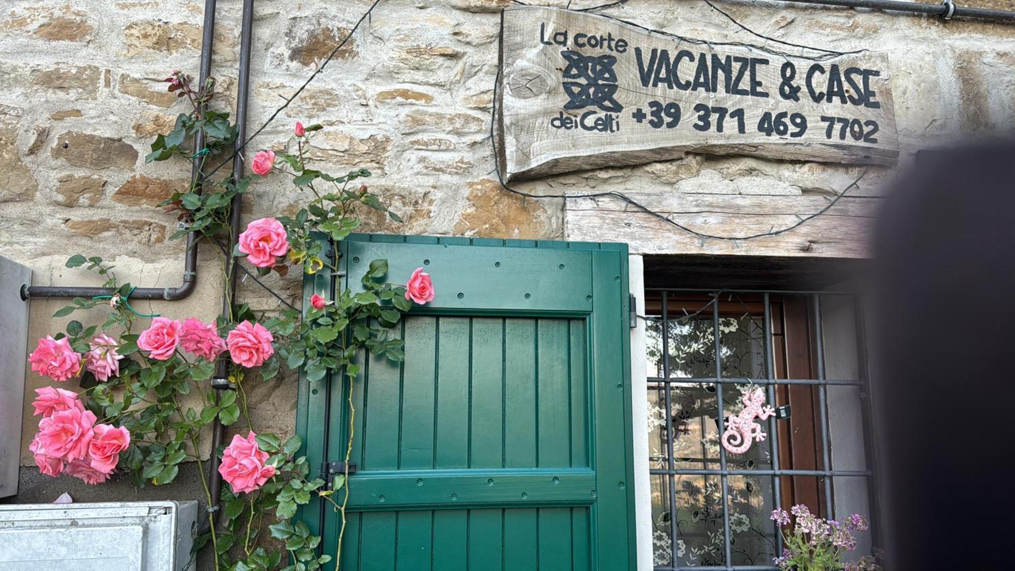 La Corte Dei Celti San Benedetto Del Querceto エクステリア 写真